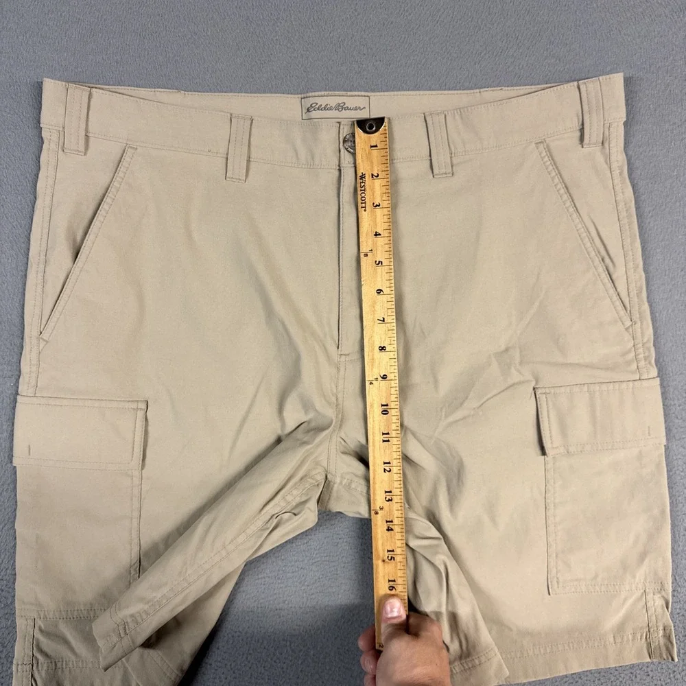 Eddie Bauer Travex Shorts Mens 40 Brown Cargo Stretch Nylon Lightweight Outdoors